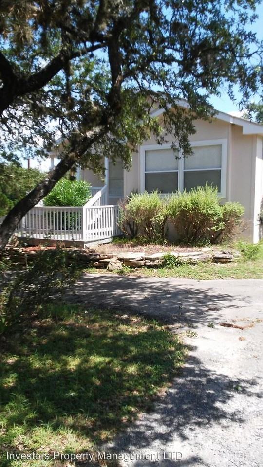 1467 Live Oak Dr - Photo 2 of 15