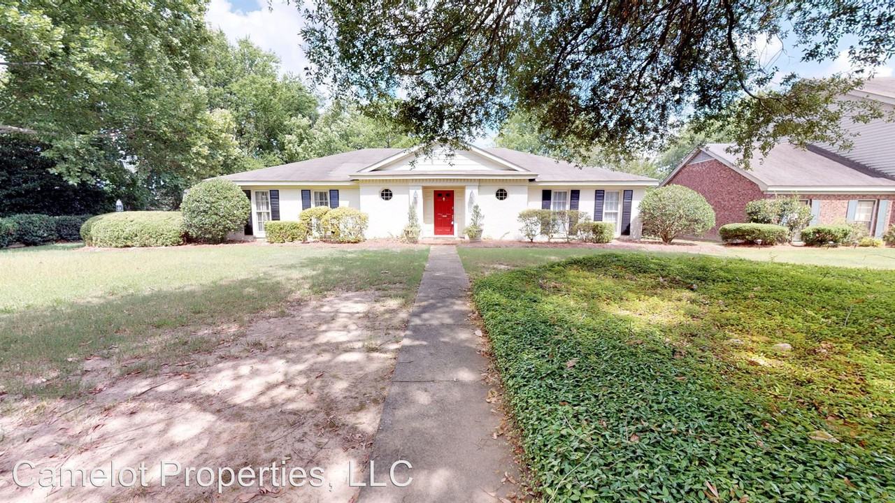 2163 Bowen Dr - Photo 2 of 38