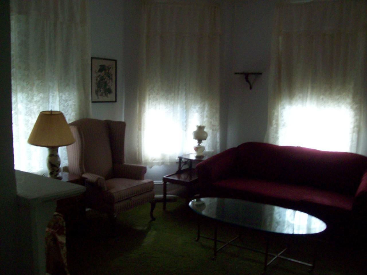 406 Cedar St - Photo 3 of 16