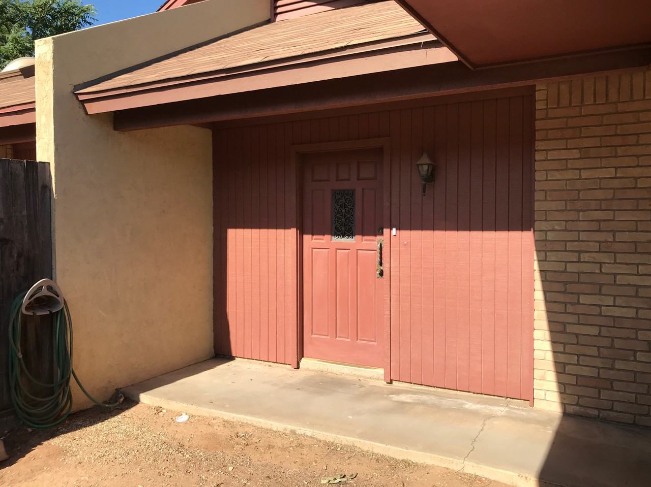 4239 Siesta Ln - Photo 2 of 20