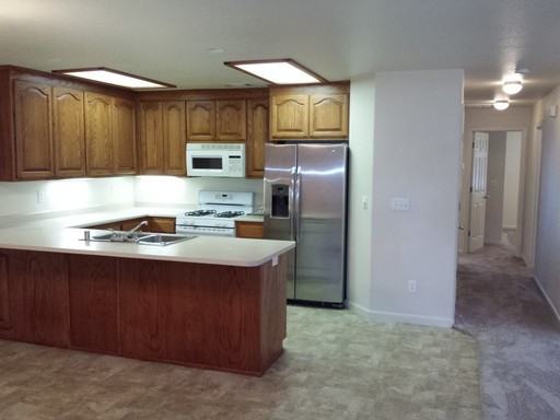 21944 Klamath River Pl #21944 - Photo 3 of 14