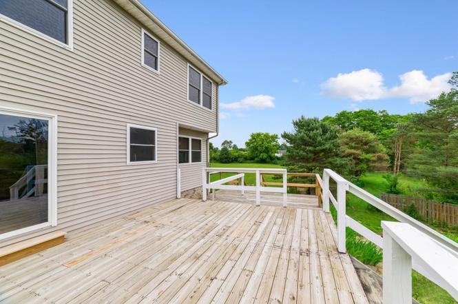 4129 Hoyer Rd - Photo 3 of 11