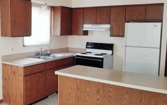 305 S Saginaw St - Photo 2 of 8