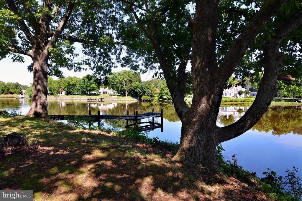 6109 Country Club Dr - Photo 3 of 5