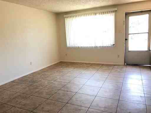 3412 Edgecliff Dr. Farmington - Photo 2 of 9