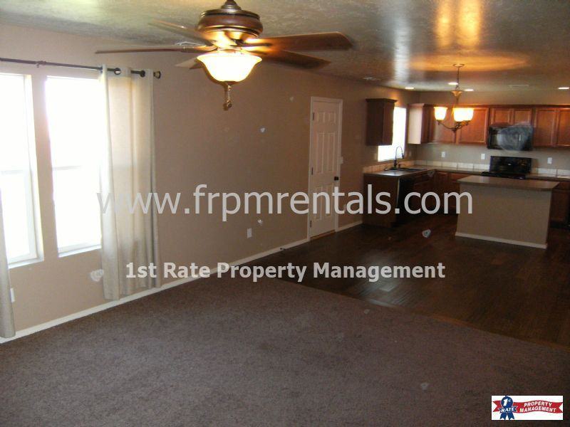 4962 N Newsham Ave - Photo 3 of 17