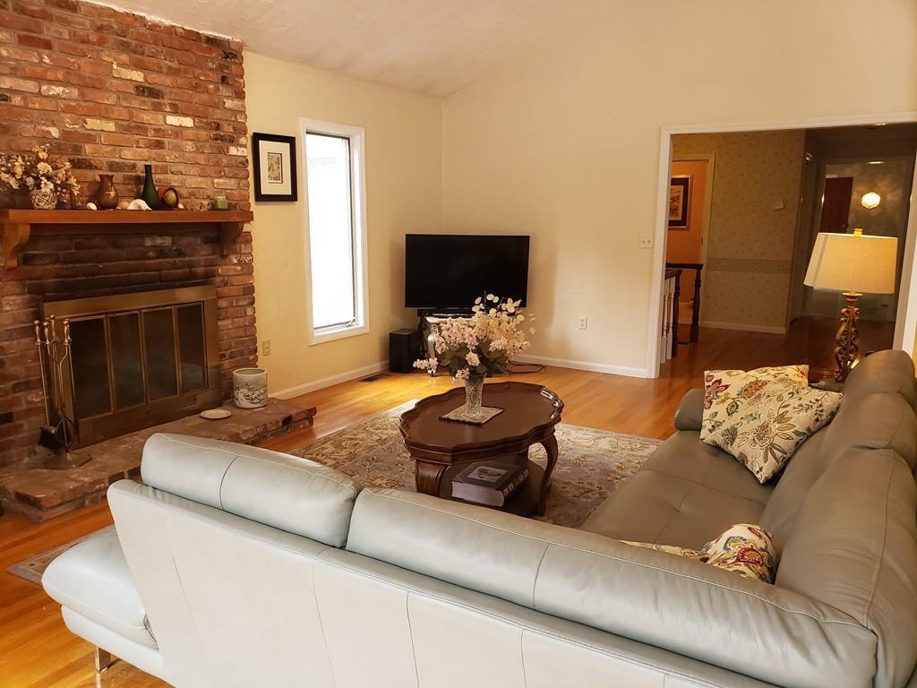 128 Powder Mill Road - Photo 3 of 21