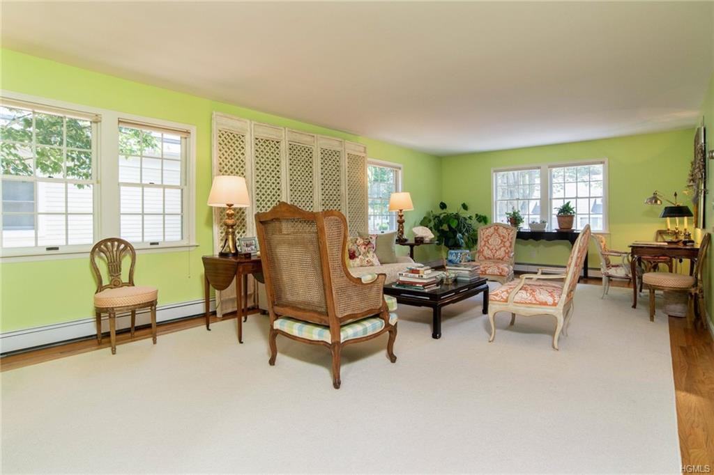 177 Clarence Rd - Photo 3 of 22