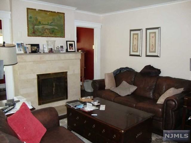 40 Clinton Avenue - Photo 3 of 13