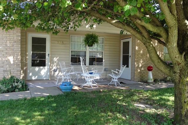 235 Leehi Dr #1 - Photo 2 of 10