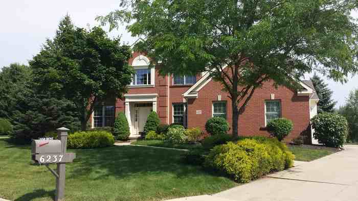 6237 Muirloch Ct S - Photo 3 of 50