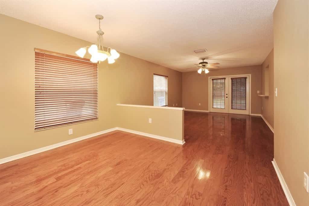 731 Burlwood St - Photo 3 of 18