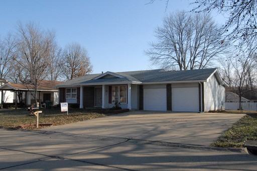 23 Southwinds Dr - Photo 2 of 16