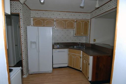 10147 Fieldcrest Ln - Photo 3 of 13