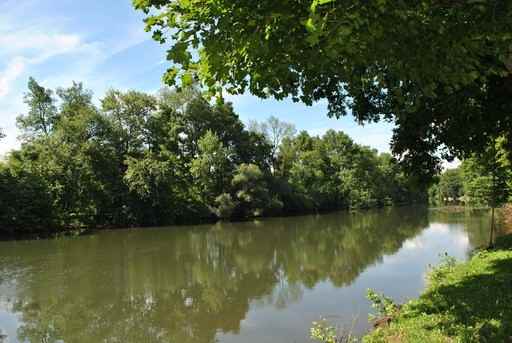 130 Cottage Ln - Photo 2 of 8