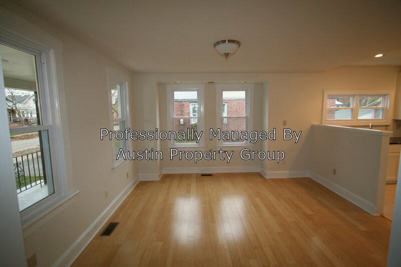 1819 Narberth Avenue - Photo 2 of 10