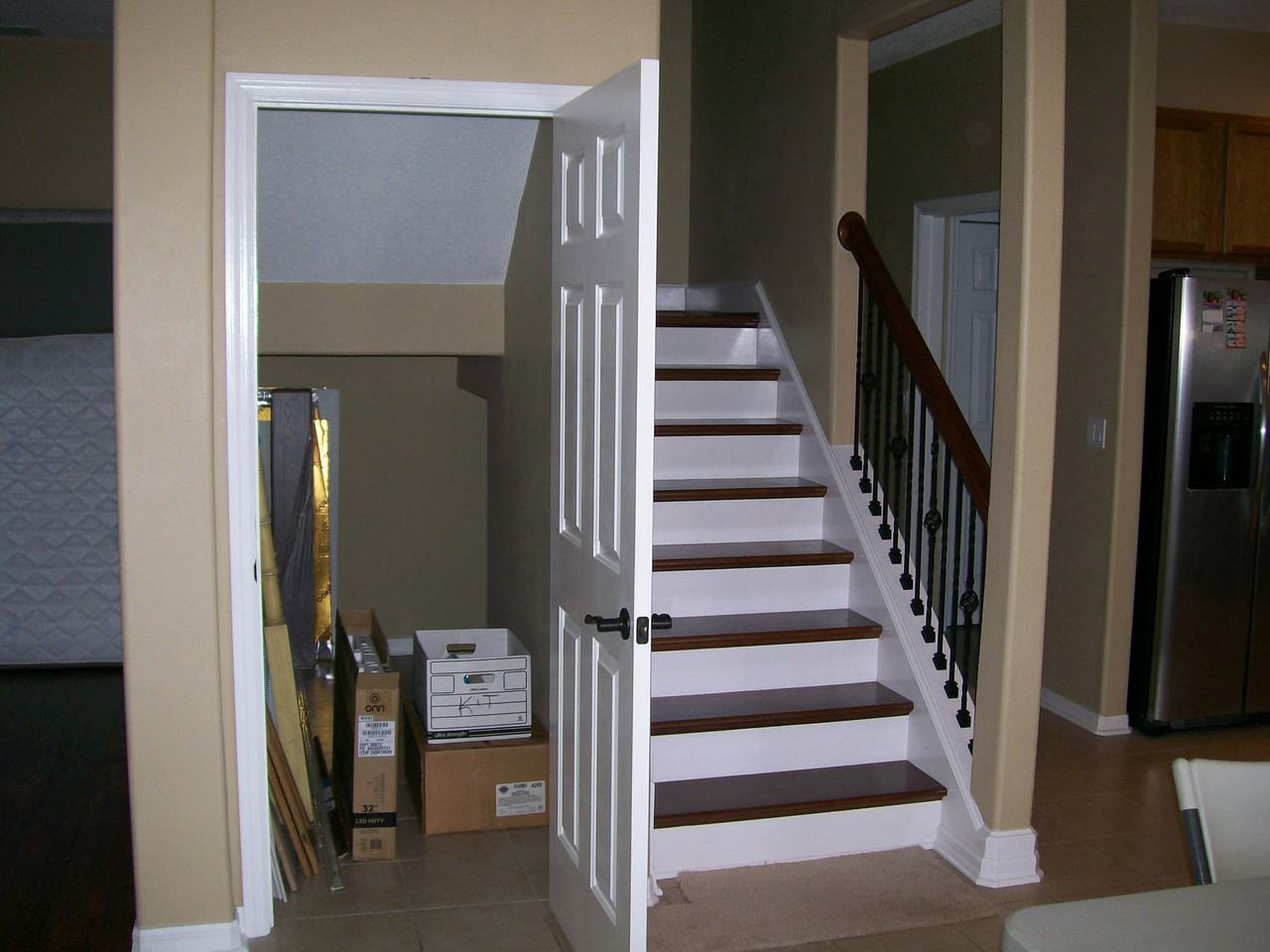 2822 Ravendale Ln - Photo 2 of 15