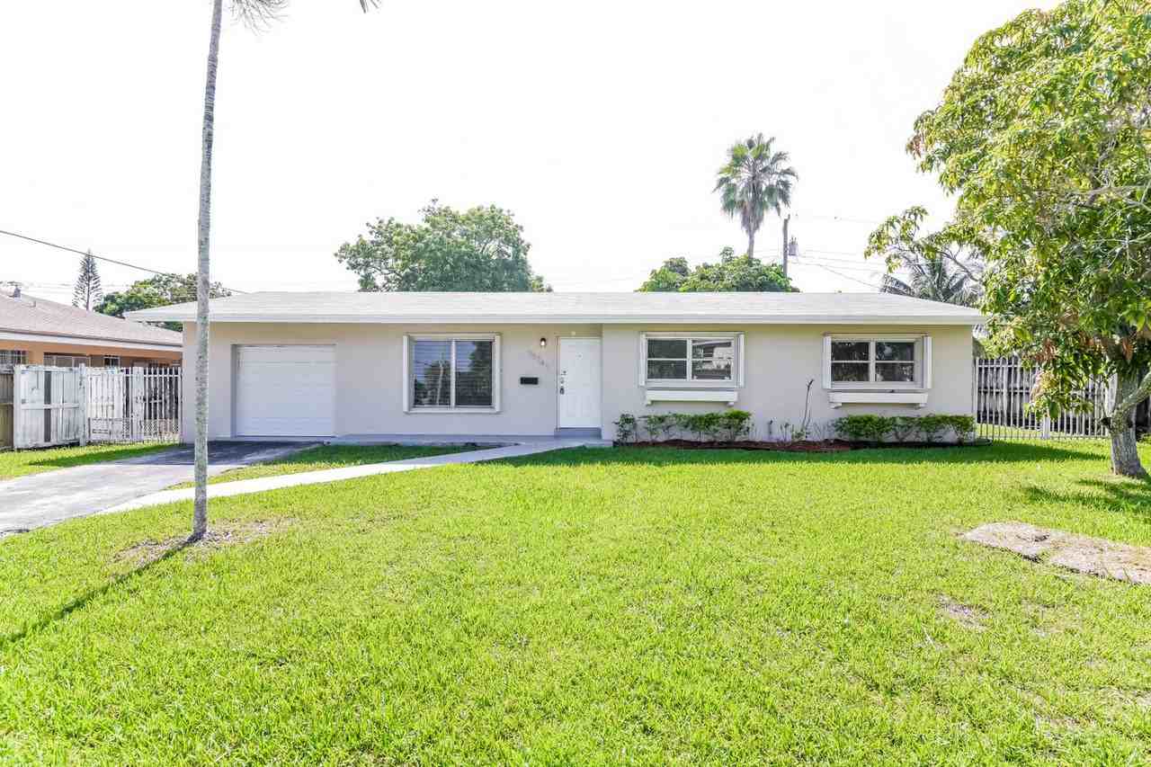 15741 Sw 102nd Ct - Photo 2 of 21