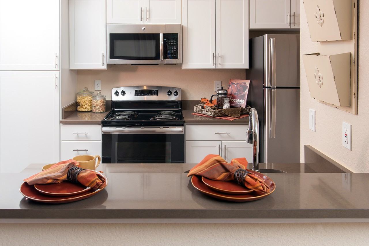 Shadow Creek Apartments - Photo 3 of 15