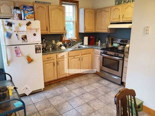 8 Dighton St #A4-2 - Photo 2 of 5