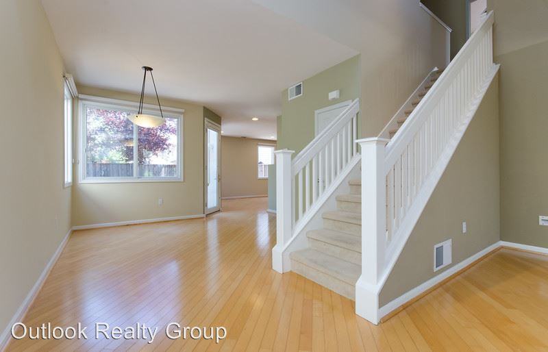 18010 Harvest Ln - Photo 2 of 22