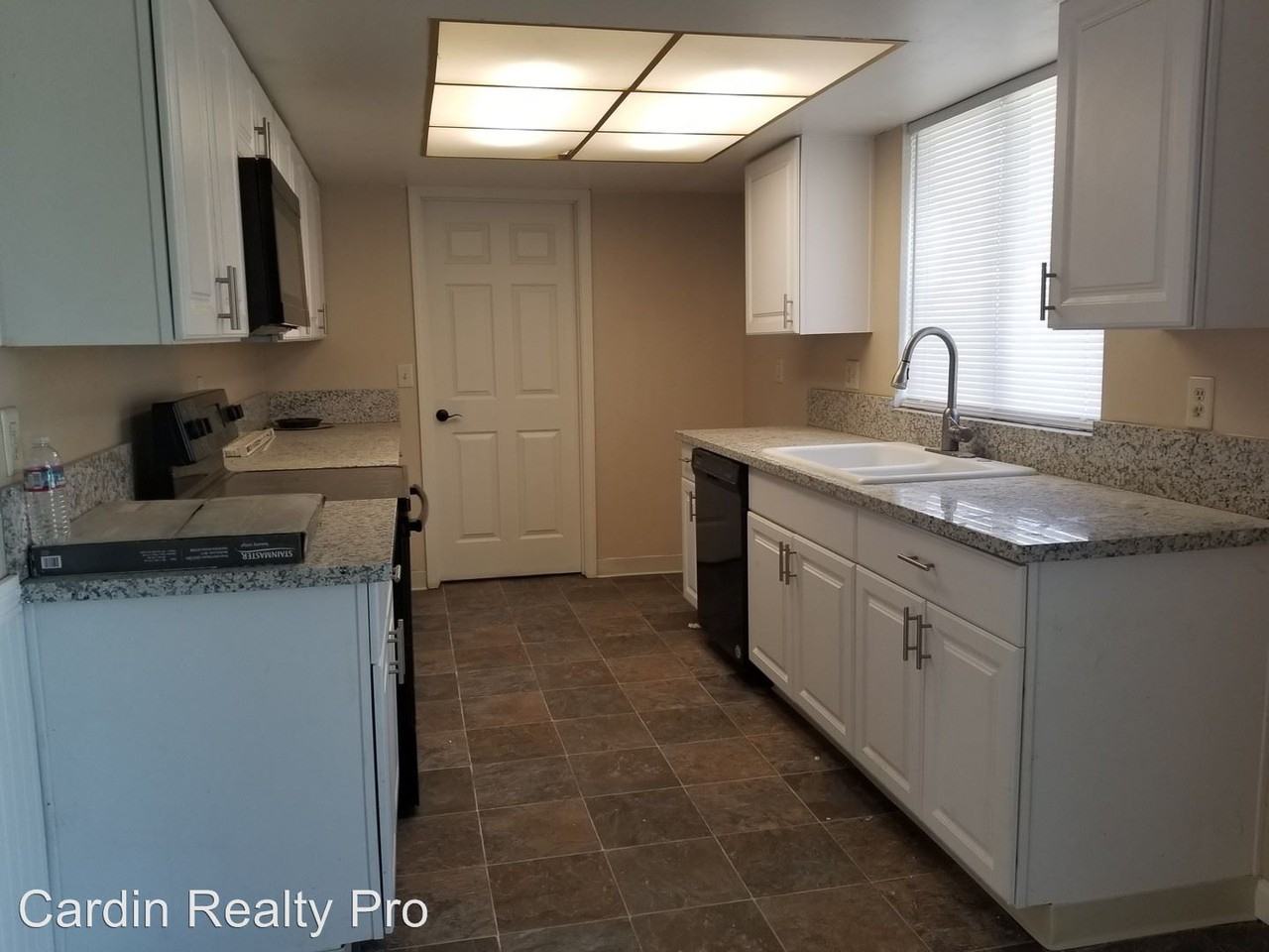 176 6th St - Photo 3 of 3