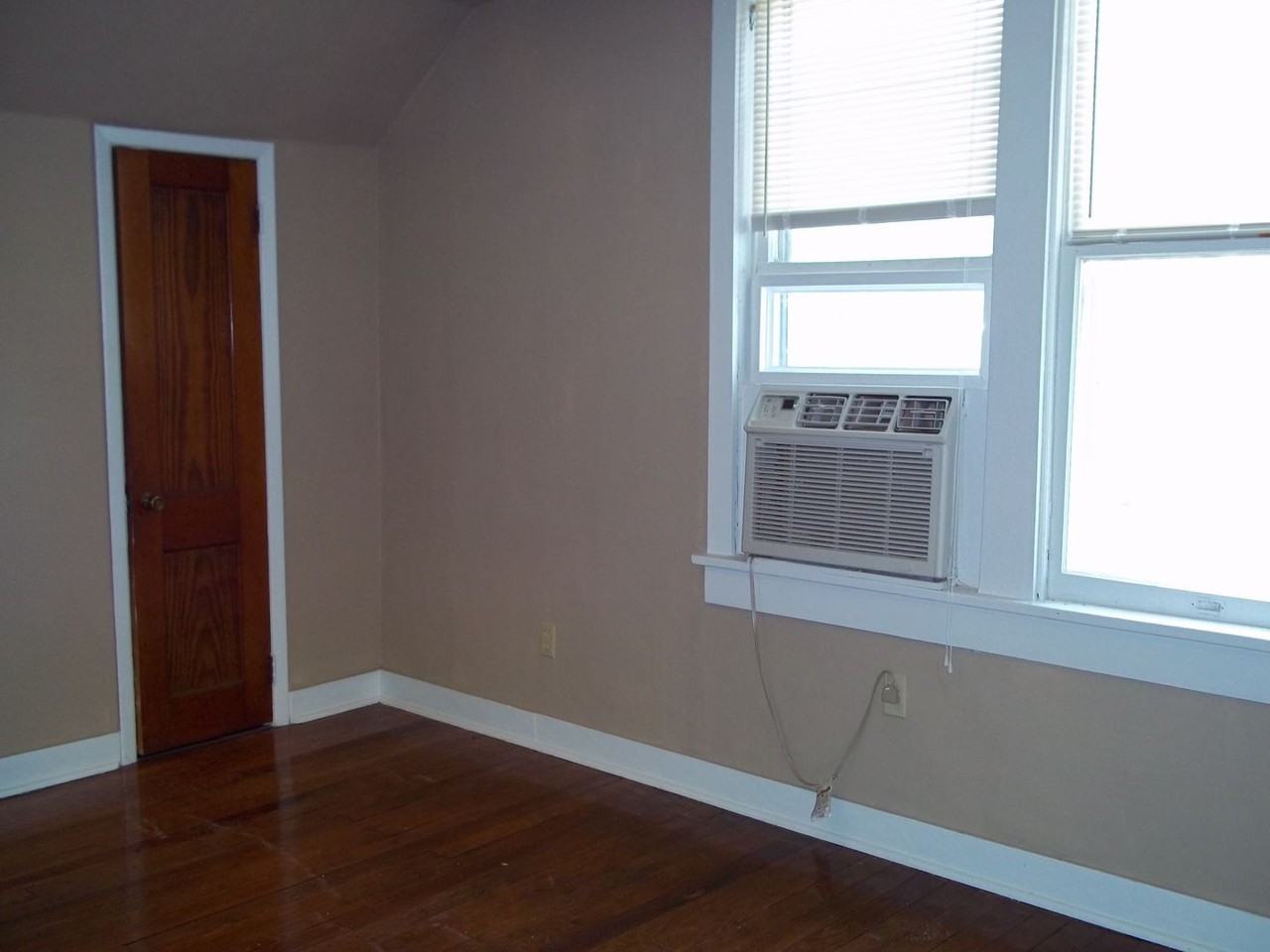 314 Olive - Photo 3 of 8