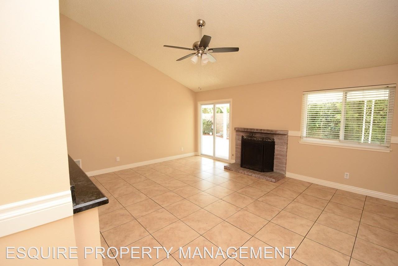 789 Duvall Ave - Photo 3 of 23