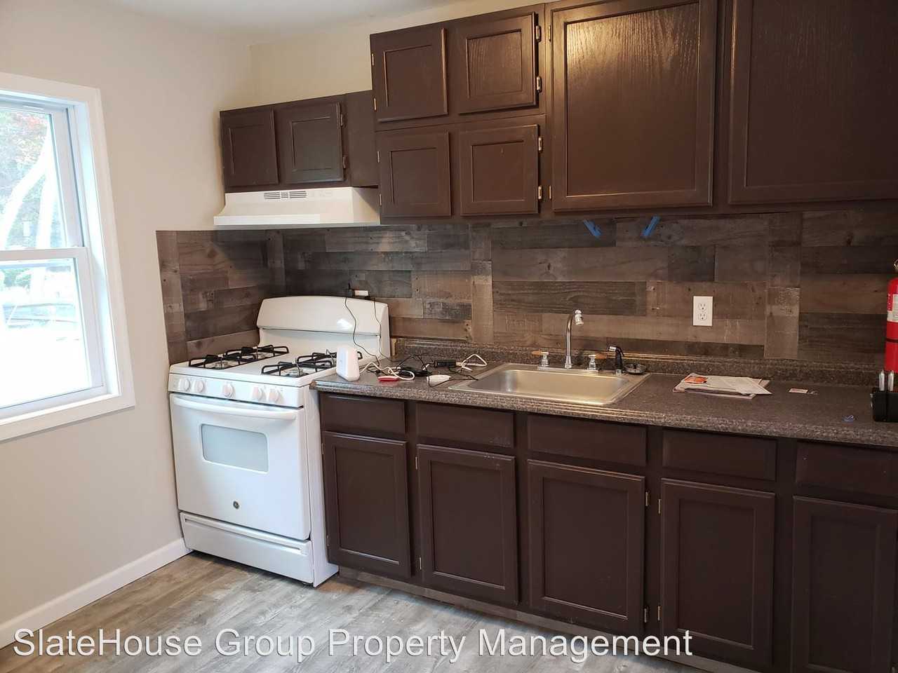 424 Trenton Rd (CLOSING) - Photo 2 of 7