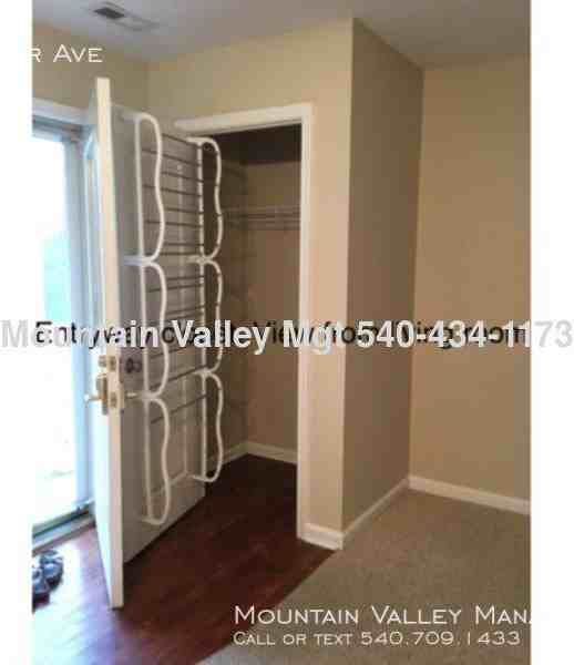 149 Turner Ave - Photo 3 of 22