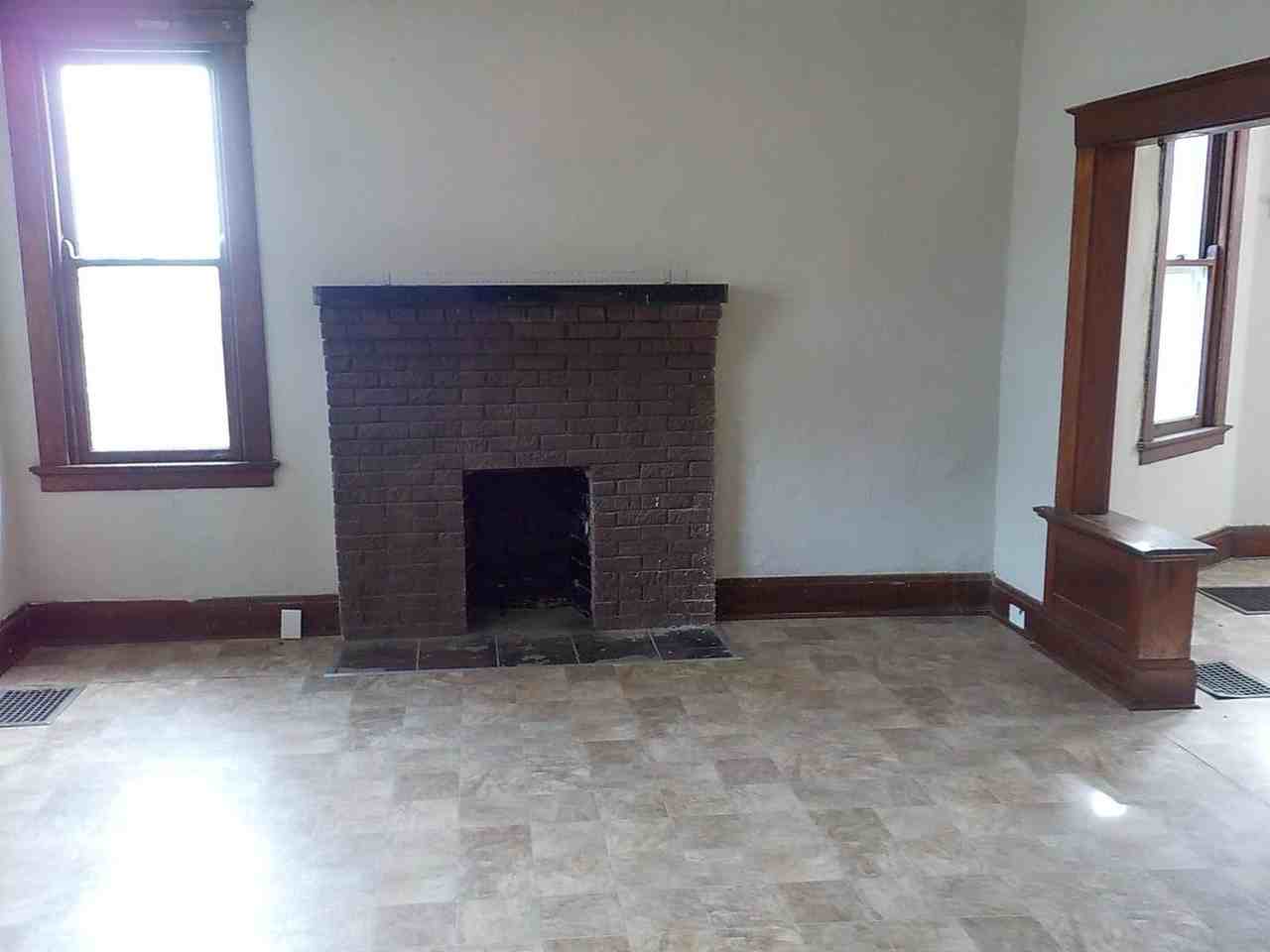4577 W Mitchell Ave - Photo 3 of 8