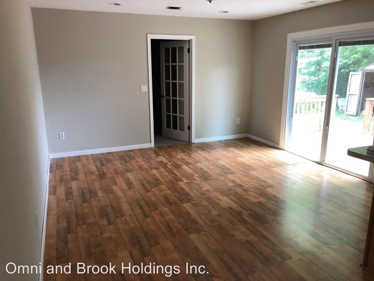 115 Oneida Lake Dr - Photo 2 of 14