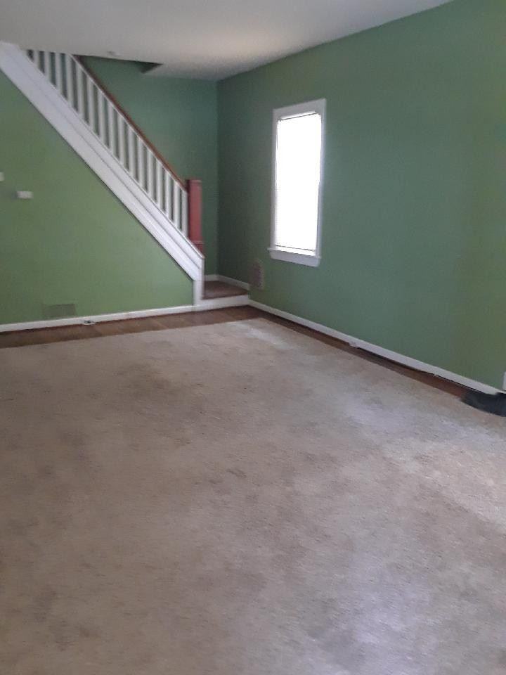 2115 Fairview Ave - Photo 3 of 24