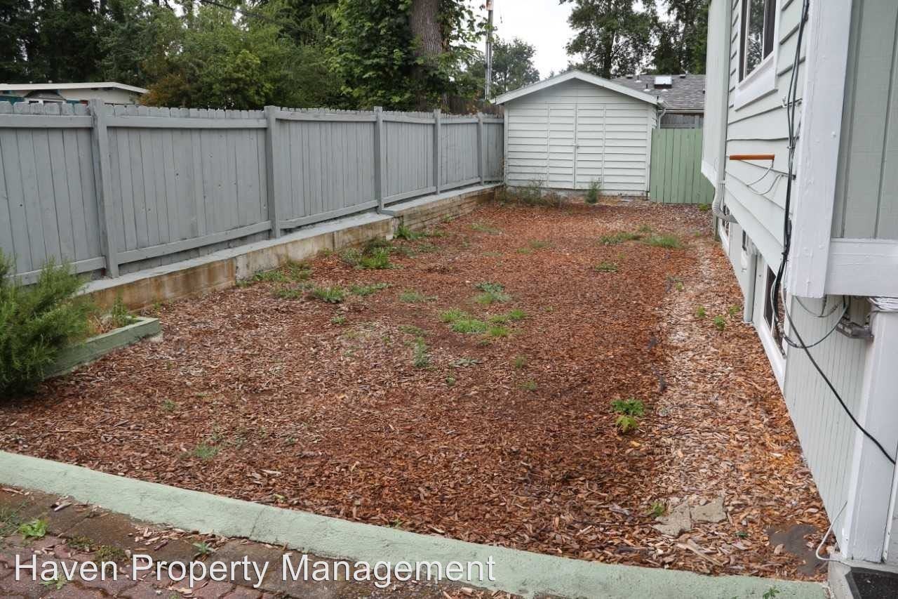 14924 41st Pl South #A - Photo 2 of 12