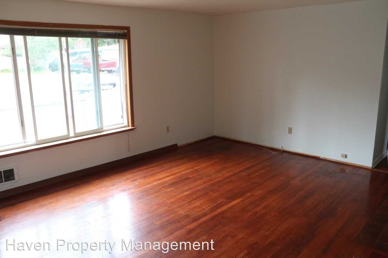 14924 41st Pl South #A - Photo 3 of 12