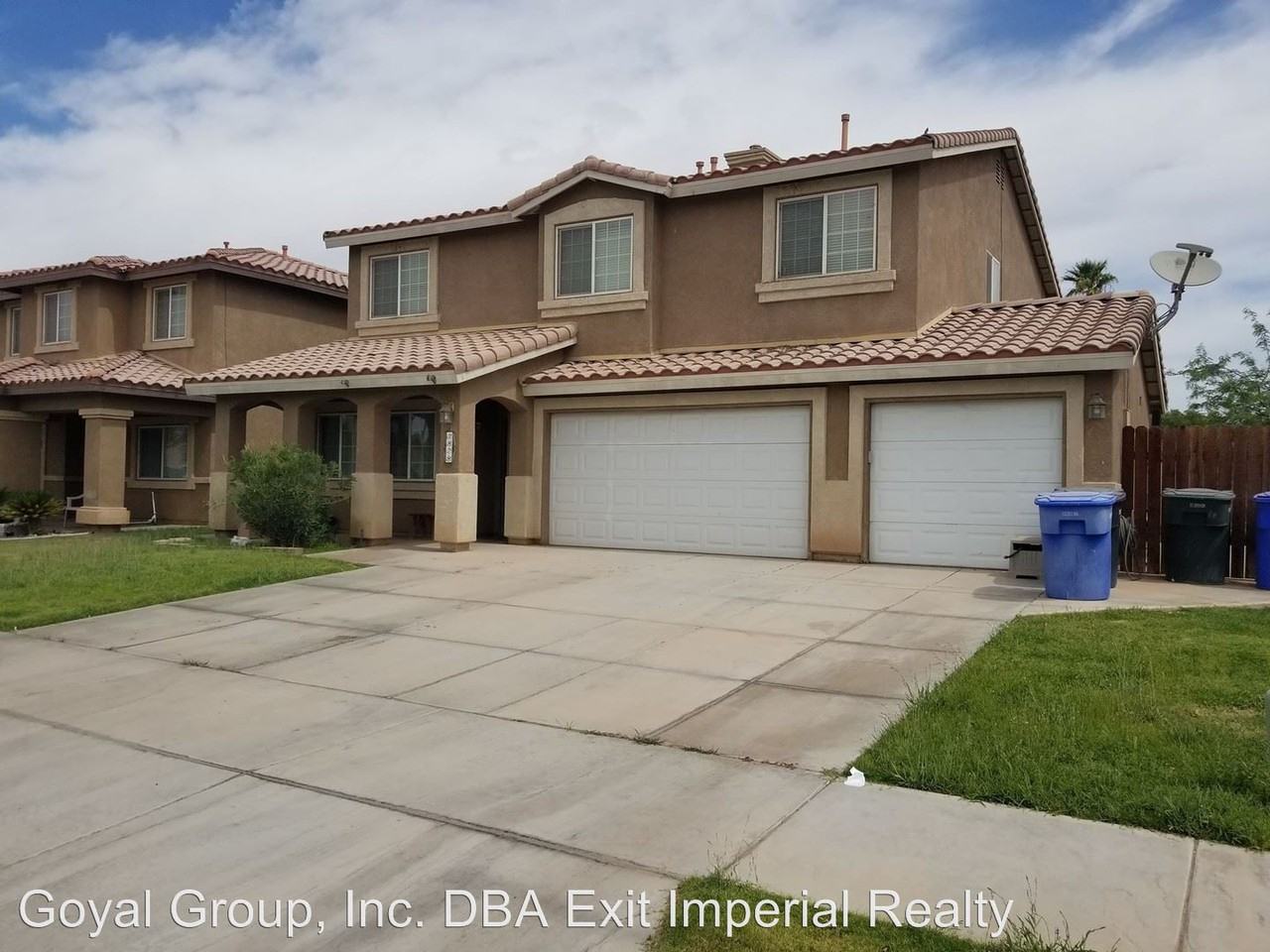 1878 Barbara Way - Photo 3 of 20