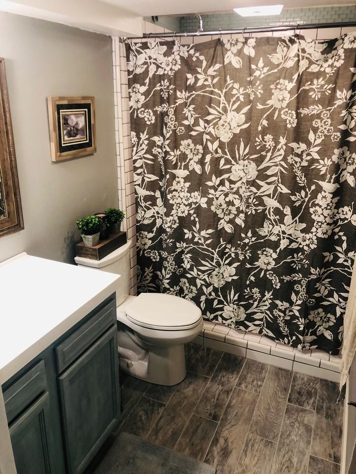 1014 Oak Hills Dr - Photo 2 of 20