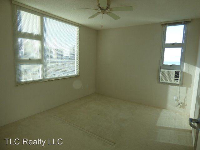 215 N. King Street - Photo 2 of 9