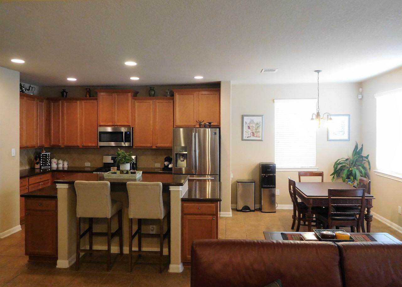 3714 Mendocino Park - Photo 5 of 17