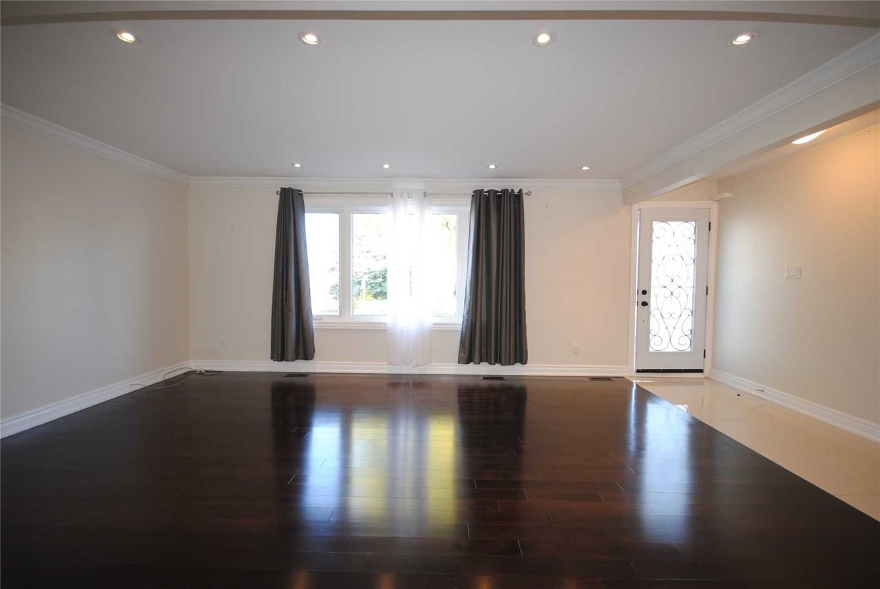 136 Wye Valley Road - Photo 3 of 7