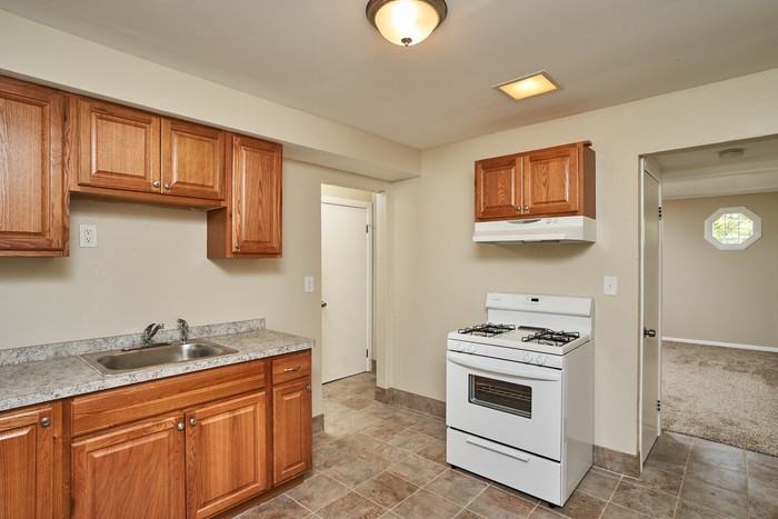 5459 Bartlett Rd - Photo 2 of 18