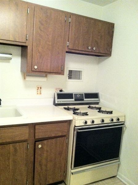 9820 S Pulaski Rd - Photo 3 of 5