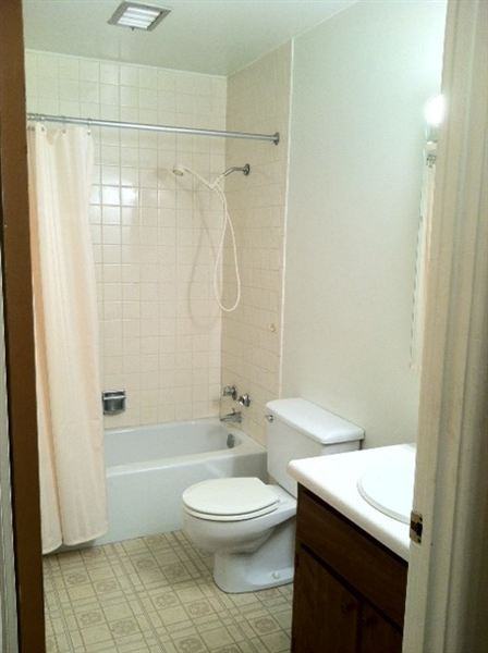 9820 S Pulaski Rd - Photo 2 of 5