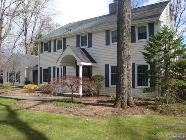 342 Allison Way - Photo 2 of 20