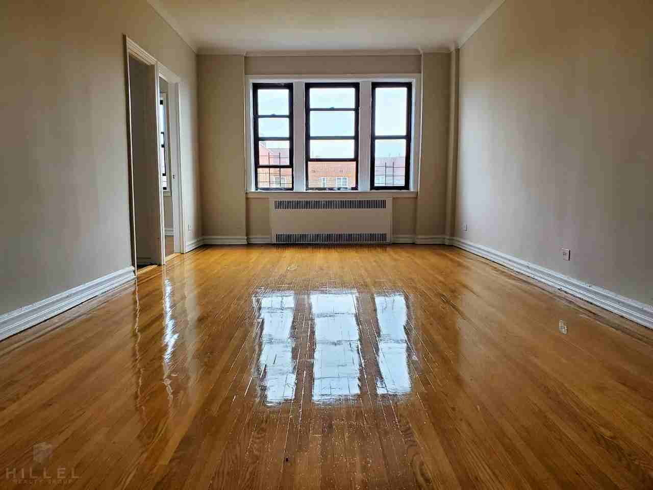 76-09 34th Ave #614