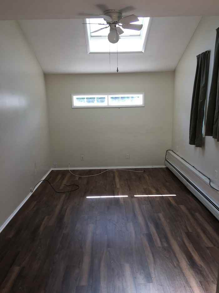 949 Kieff Drive - Photo 2 of 33