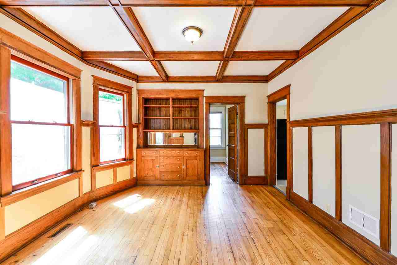 1330 Dayton Ave - Photo 3 of 20