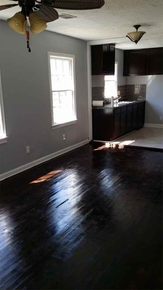 32 Bowen Ave SE - Photo 3 of 8