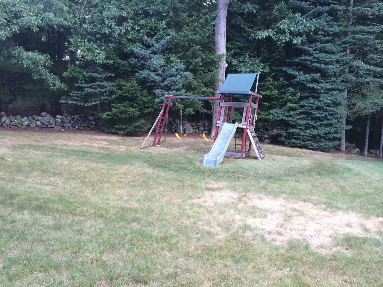 9 Pine Hollow Rd - Photo 3 of 27