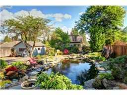 2935 Sunset Dr - Photo 2 of 20